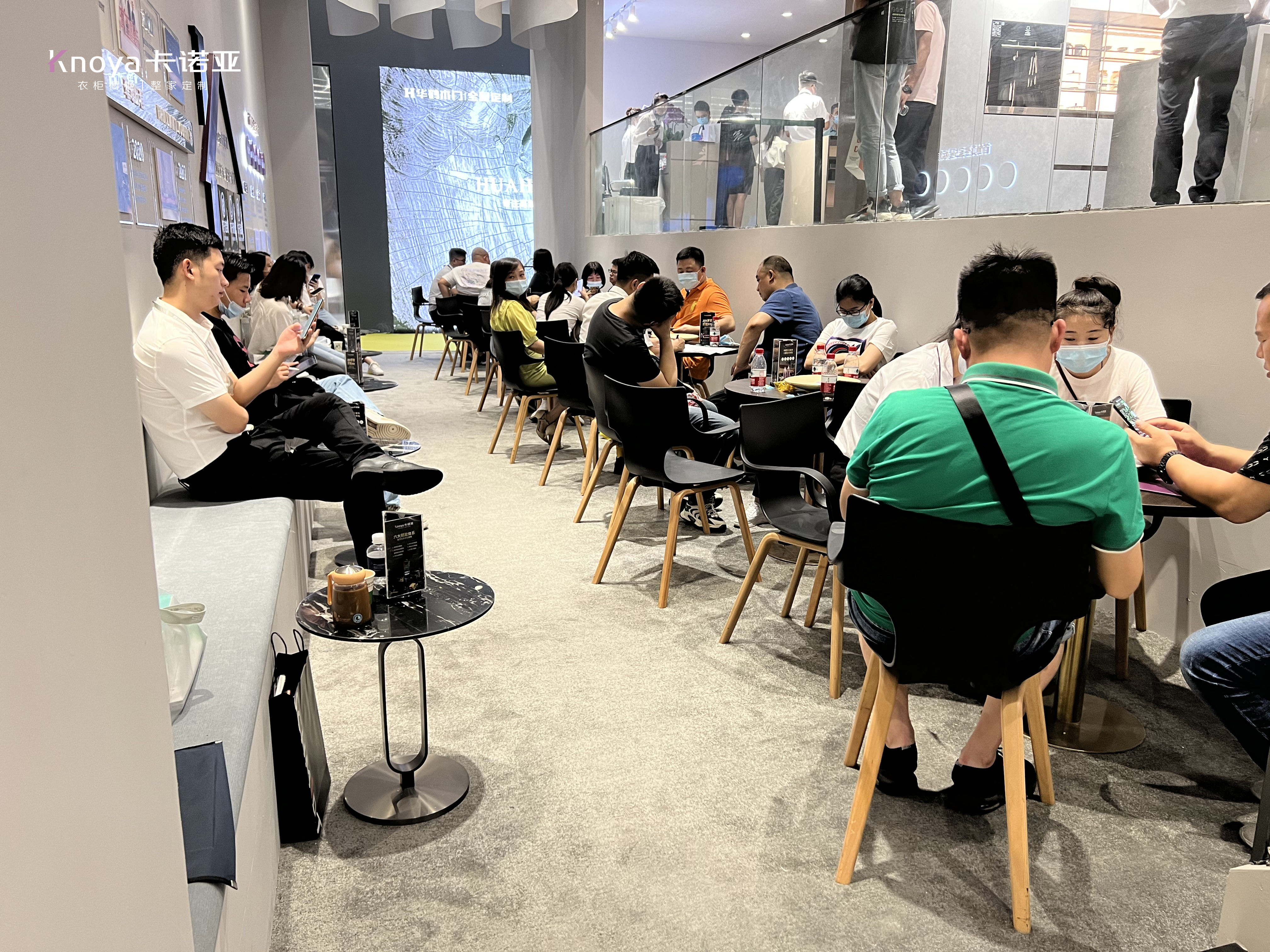 圓滿收官|(zhì)卡諾亞顏質(zhì)全開(kāi)綻放2022中國(guó)廣州定制家居展 圓滿收官|(zhì)卡諾亞顏質(zhì)全開(kāi)綻放2022中國(guó)廣州定制家居展